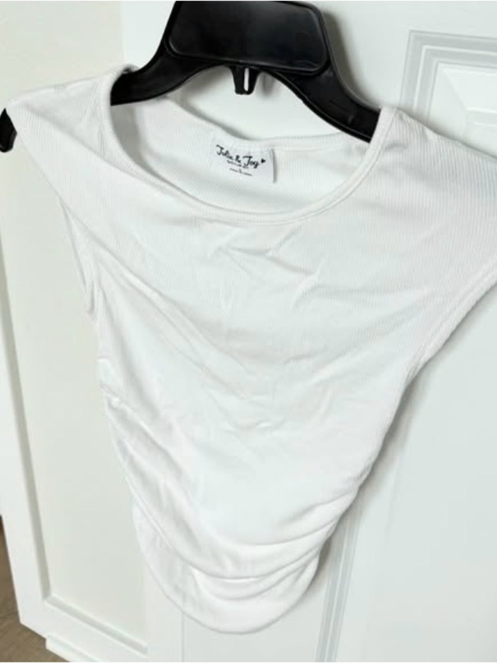 White Ribbed Sleeveless Women's Top